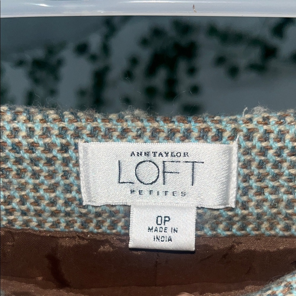 LOFT Gray Patterned A-Line Skirt